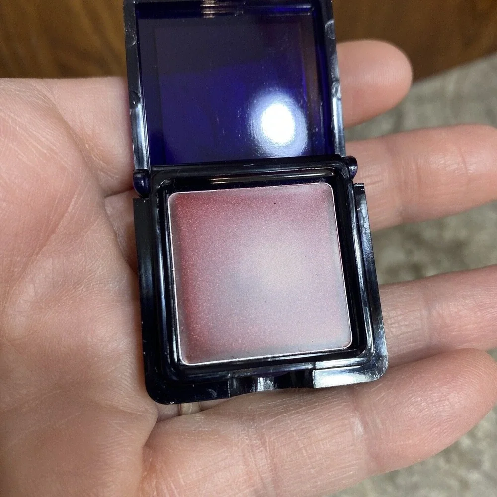ESTEE LAUDER Hot Beet #14 Sumptuous Lipstick ~ EXTREMELY RARE & DISCONTINUED‎
